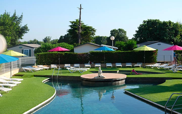 Location camping avec piscine Hérault